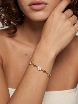 Palmonas - Dazzling Golden Crystal Heart Station Bracelet - Waterproof And Anti-Tarnish
