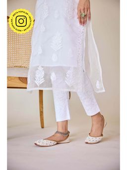 Old Marigold - Raffia White Cotton Lycra Hand Embroidered Chikankari Straight Pant