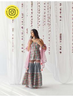 Old Marigold - Women's Multicolour Floral Printed Cotton Kurti