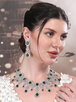 Auraa Trends - Luxurious Emerald and Diamond Studded Silver Necklace with Earrings