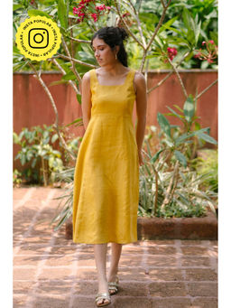 Creatures of Habit - Linen Midi Dress Mustard