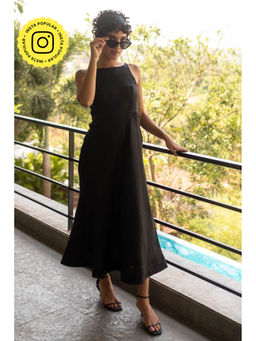 Creatures of Habit - Linen Cutaway Maxi Dress- Midnight Black