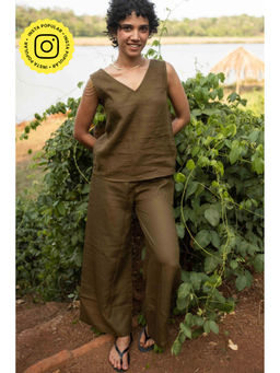 Creatures of Habit - Linen V-Neck Co-Ord- Olive Green (Set of 2)