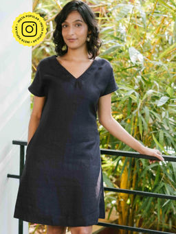 Creatures of Habit - Linen V Neck Shift Dress- Carbon Black