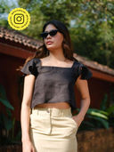Black color option, Sold out, Currently selected