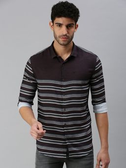 SHOWOFF - Men Full Sleeves Wine Horizontal Stripes Shirt