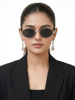 HASHTAG EYEWEAR - Women Urbanite Uv Protection Full Rim Black Lens Sunglasses