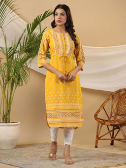 Juniper - The Madhubala Women Mustard Geometric Printed Rayon Kurta With Contrast Beadwork Sequins & Tassels