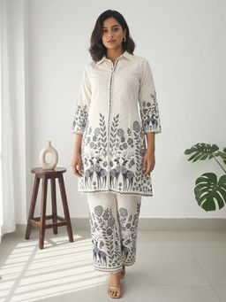 Autumnlane - Reet Dove Embroidered Co-Ord Set