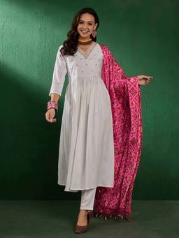 KVS FAB - White Embroidered Straight Anarkali Kurta with Pant and Dupatta (Set of 3)