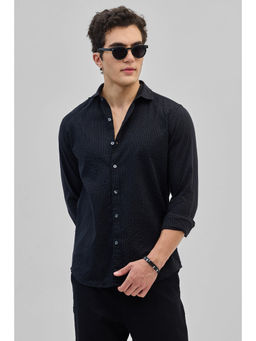 Snitch - Black Slim Fit Stripes Shirt