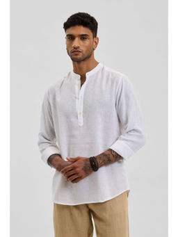 Snitch - White Solid Slim Fit Shirt