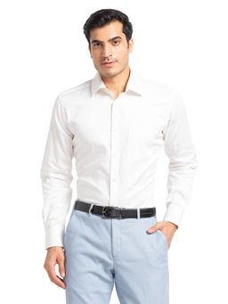 Park Avenue - Men Comfortable Fit Cotton Solid Off White Formal Shirt