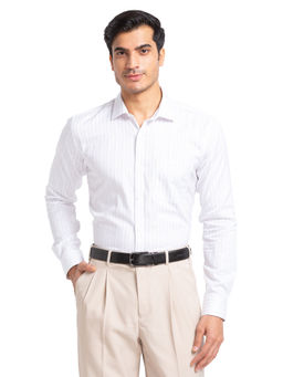 Park Avenue - Men Slim Fit Cotton Stripes Lavender Formal Shirt