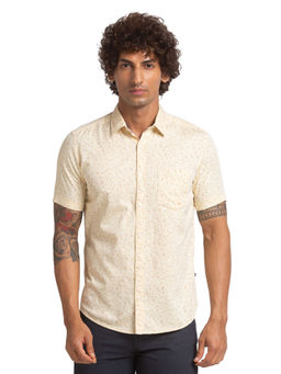 Parx - Men Slim Fit Viscose Printed Yellow Casual Shirt