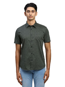 Parx - Men Slim Fit Cotton Floral Green Casual Shirt