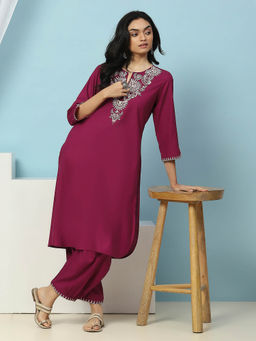 Nayam by lakshita - Rani Pink Embroidered Straight Calf Length Kurta and Pant (Set of 2)