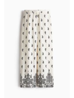 H&M - Women White Patterned Twill Trousers