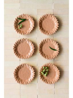 H&M - Orange Sunflower-Shaped Mid Plate