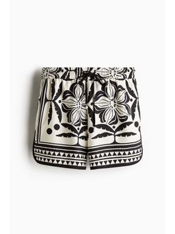 H&M - Women White Drawstring Twill Shorts