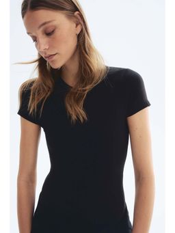 H&M - Women Red Short-Sleeved Microfibre Body