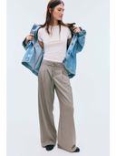 Beige color option, Currently selected