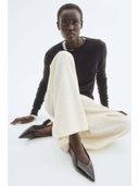 Beige color option, Currently selected