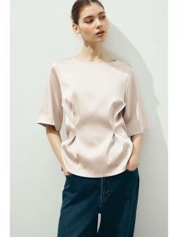 H&M - Women Beige Waisted blouse