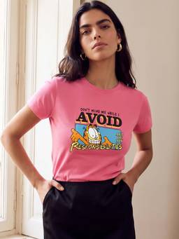 Bewakoof - Official Garfield Women's Pink Avoiding Responsibilities Graphic Printed T-shirt