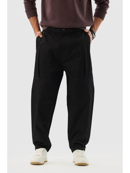 Snitch - Men Black Plain Regular Casual Trouser
