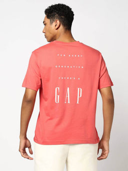 GAP - Mens Typography Crew Neck T-Shirt Coral