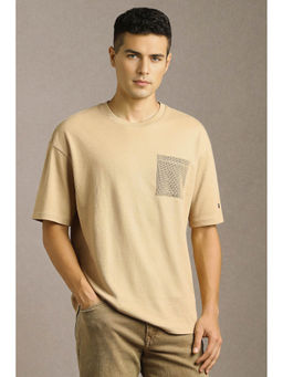 Louis Philippe - Men Beige Solid Crew Neck T-Shirt
