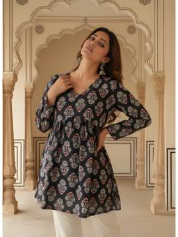 FLOSIVE - Woman Black Rayon Fancy Tunic