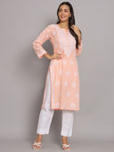 Peach color option, Sold out, Currently selected