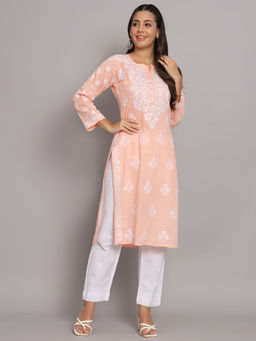 PARAMOUNT CHIKAN - Women Hand Embroidered Peach Cotton Lucknowi Chikankari Kurta