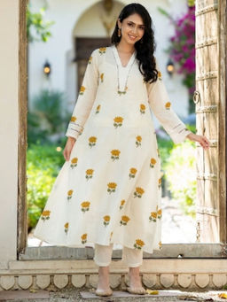 HOUSE OF JAMOTI - Mustard Embroidered Kurta Pant with Bustier