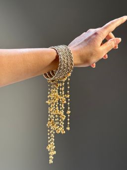 DaMAK - Juhi White Bangles Pack of 4
