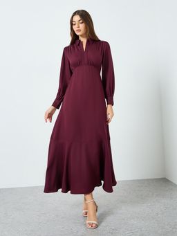 Styli - Burgundy Solid/Plain Collar Neck Dress