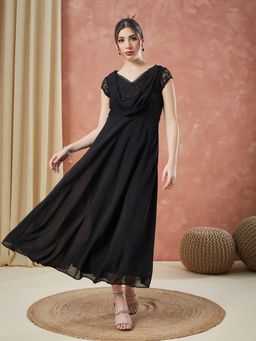 Latin Quarters - Black Embellished/Sequined V-Neck Dress