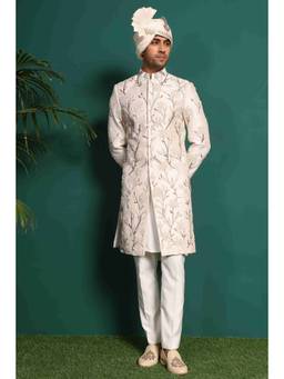 PRATEEK MUNJAL - Ivory White Kurta Pant with Jacket Floral Work