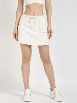 Calvin Klein - Beige Regular-Fit Beige Solid Mid Rise Mini Skirt