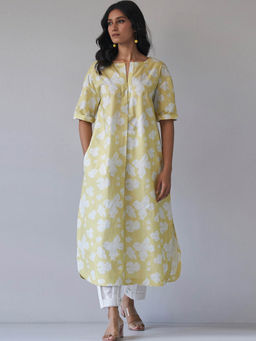 Ganga Fashions - Muted Yellow And White Cotton Kurta with Pant (Set of 2)