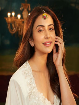 Accessher - Haldi Yellow-Red Pearl Floral Maangtikka (Pack of 6 )