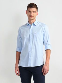 Arrow Sports - Blue Herringbone Manhattan Slim Fit Casual Shirt