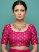 Pink color option, Currently selected