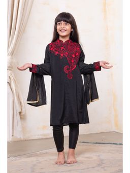 Tura Turi - Black & Red Embroidered Viscose Silk Kurta with Churidar (Set of 2)