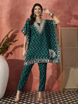 ISHIN - Women Green Rayon Kaftan with Pant