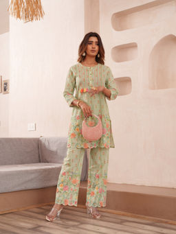 Suha - Green Pure Cotton Floral Printed Tunic With Pants Co-Ord