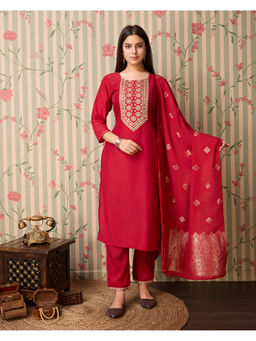 Suha - Chinon Silk Fabric Maroon Colour Kurta With Pant & Dupatta