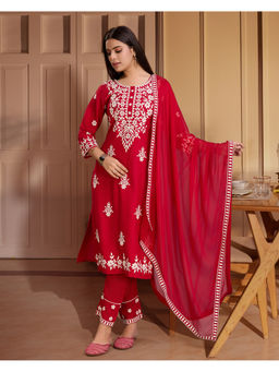 Suha - Red Colour Reyon Fabric Kurta With Pant & Dupatta